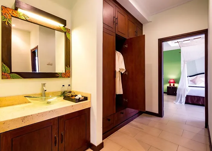 Chandraika - 3br Private Pool By Agata *
